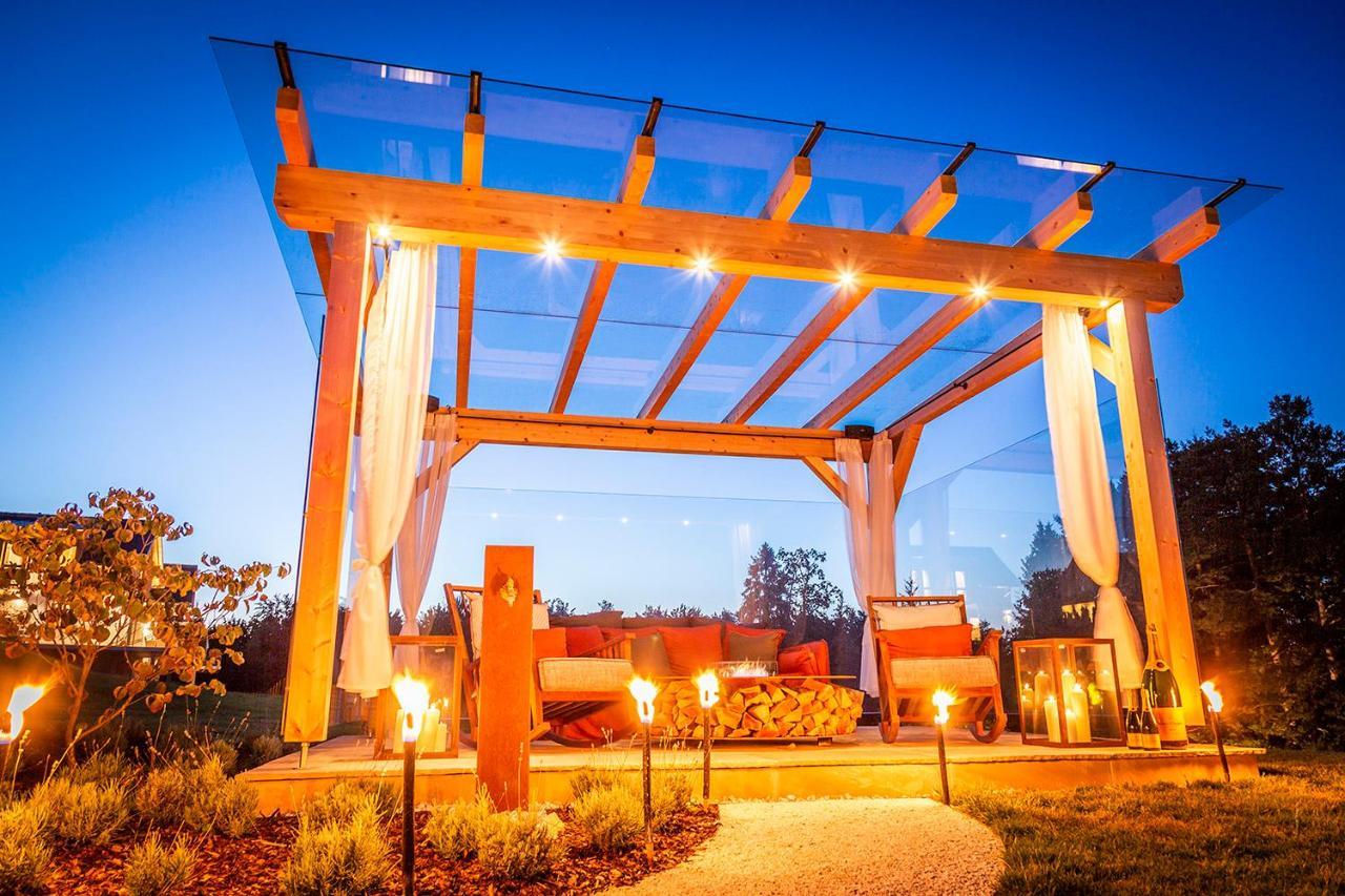 Golden Hill Country Chalets & Suites Waldschach Zewnętrze zdjęcie
